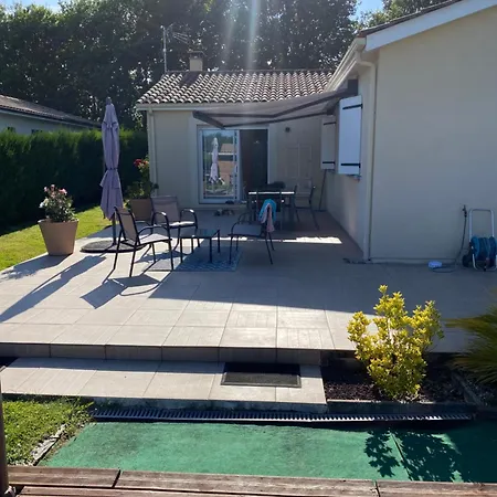 D Chez Nath Bed & Breakfast Sadirac